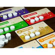 Cargar imagen en el visor de la galería, Mint Cooperative (Español)