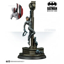 Cargar imagen en el visor de la galería, Batman Miniature Game: The Batman Two-Player Starter Box (Inglés)