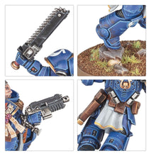 Cargar imagen en el visor de la galería, SPACE MARINES: LIEUTENANT TITUS