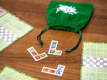 Cargar imagen en el visor de la galería, El Jardin de Alicia (Inglés)