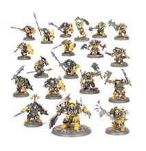 Cargar imagen en el visor de la galería, SPEARHEAD: ORRUK WARCLANS IRONJAWZ BIGMOB
