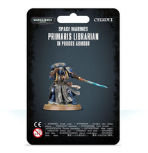 Cargar imagen en el visor de la galería, SPACE MARINES: PRIMARIS LIBRARIAN IN PHOBOS ARMOUR
