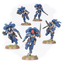 Cargar imagen en el visor de la galería, SPACE MARINES: ASSAULT INTERCESSORS WITH JUMP PACKS
