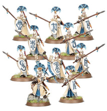 Cargar imagen en el visor de la galería, LUMINETH: VANARI AURALAN WARDENS
