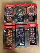 Cargar imagen en el visor de la galería, Dungeons &amp; Dragons Adventure Dice Set
