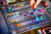 Cargar imagen en el visor de la galería, Robo Rally: Transformers (Inglés)
