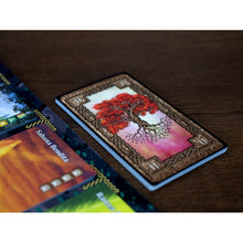 Cargar imagen en el visor de la galería, MYSTIC VALE: EDICIÓN ESENCIAL
