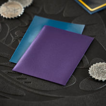 Cargar imagen en el visor de la galería, Dragon Shield Dual Matter Sleeves Soul &amp; Petrol
