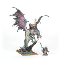 Cargar imagen en el visor de la galería, Warriors of Chaos: Lord/Sorcerer on Chaos Dragon (PREVENTA)
